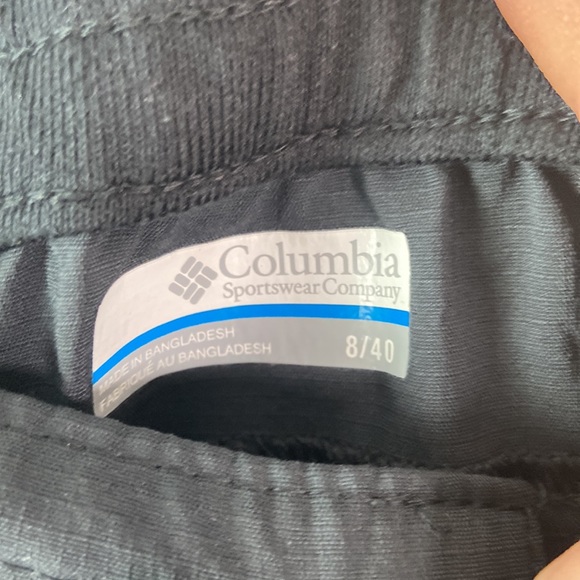 ✨3/$25✨ Columbia Women’s Black Hiking Shorts - 8 - Picture 5 of 8
